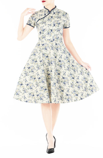 The Era of 1950s Cheongsam with Pearl Buttons